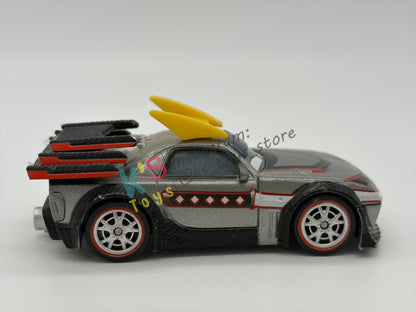 PRE-OWNED / LOOSE DISNEY PIXAR CARS BY MATTEL - "KABUTO" TOKYO MATER SERIES - PLAYED IN GOOD CONDITION - READ DESCRIPTION!!!!!!!!!!