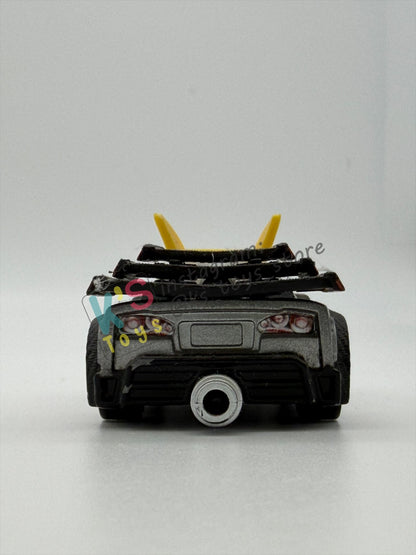PRE-OWNED / LOOSE DISNEY PIXAR CARS BY MATTEL - "KABUTO" TOKYO MATER SERIES - PLAYED IN GOOD CONDITION - READ DESCRIPTION!!!!!!!!!!