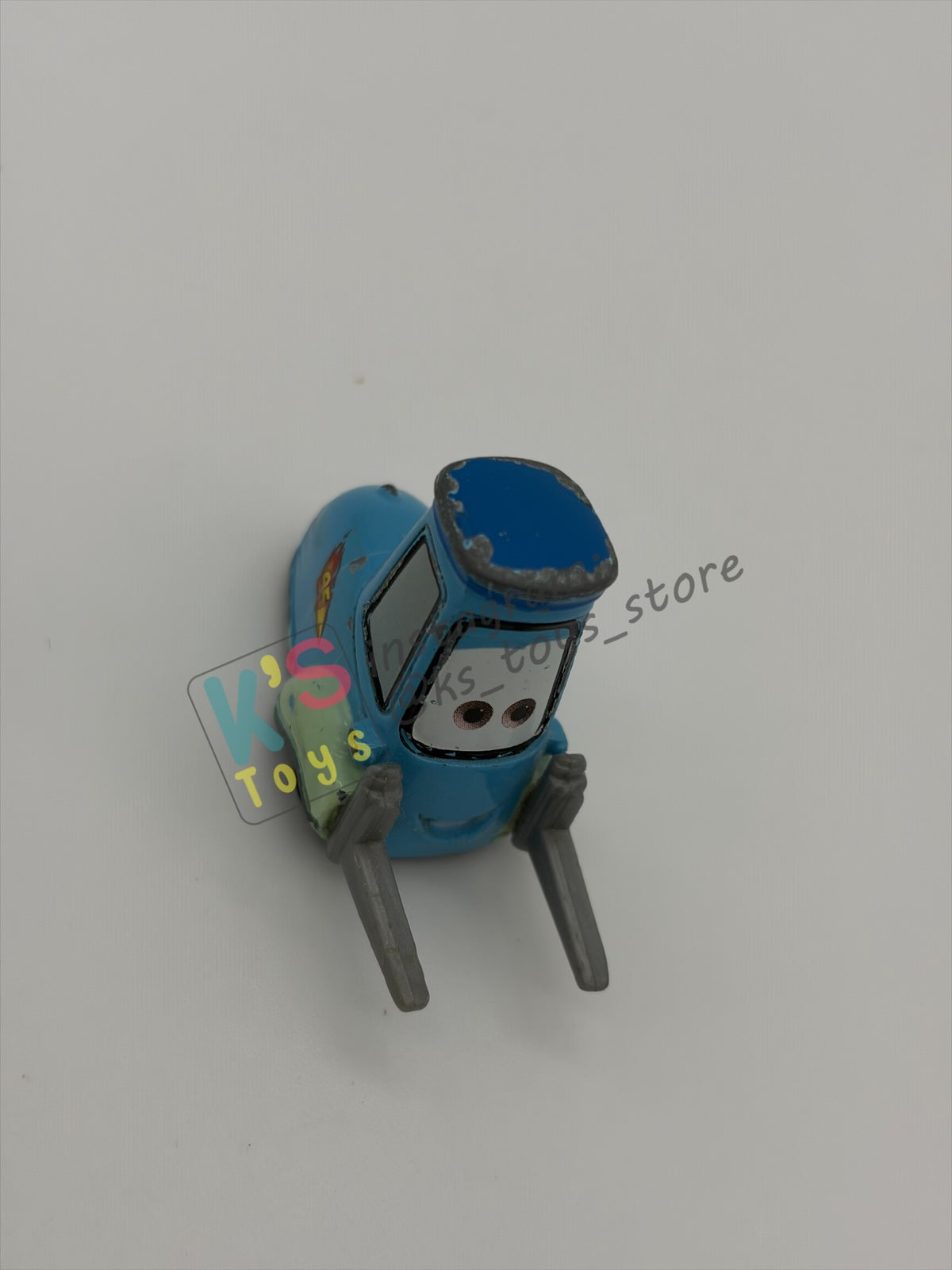 FREE ITEM!!! PRE-OWNED / LOOSE DISNEY PIXAR CARS - "RACE TEAM GUIDO" CARS 2 SERIES - WELL LOVED CONDITION