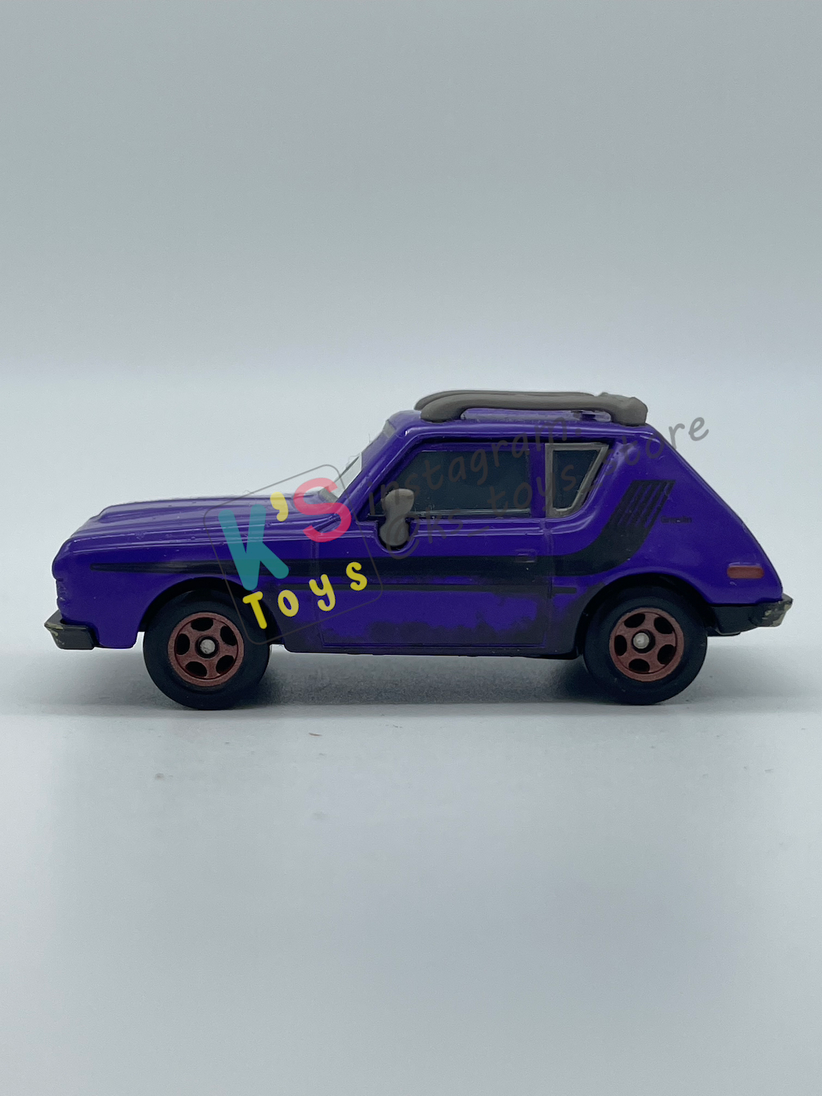 PRE-OWNED / LOOSE DISNEY PIXAR CARS 1:55 BY MATTEL - "DON CRUMLIN (GREEN EYES)" CARS 2 SERIES - NEAR MINT CONDITION