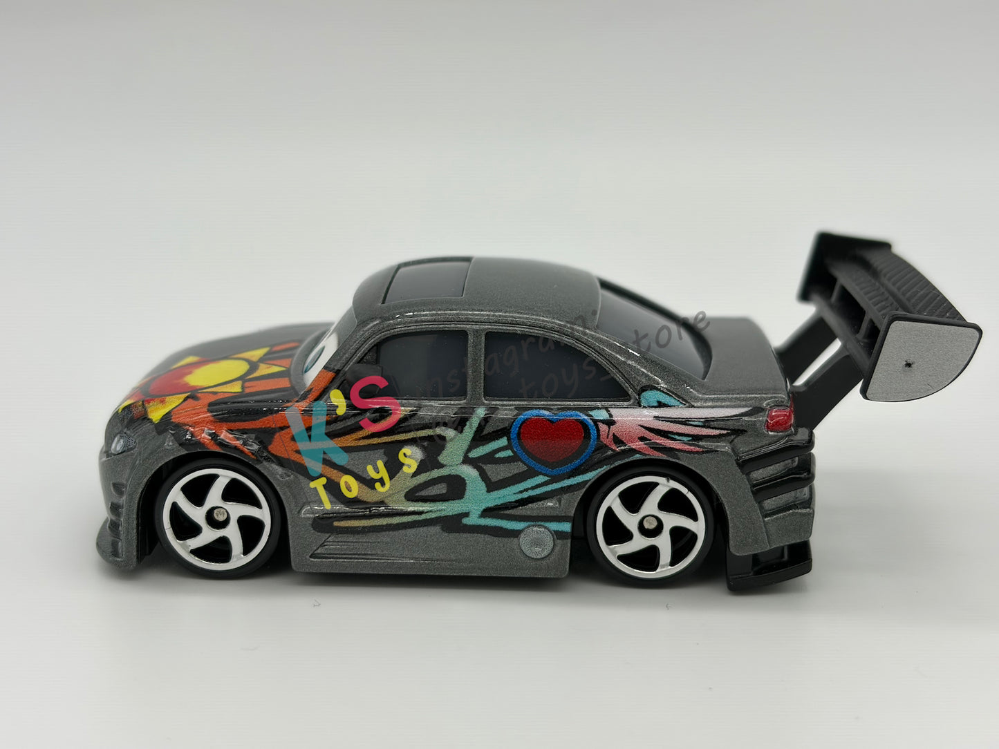 PRE-OWNED / LOOSE DISNEY PIXAR CARS - "MANJI BLUE EYES" TOKYO MATER SERIES - MINT / NEAR MINT CONDITION