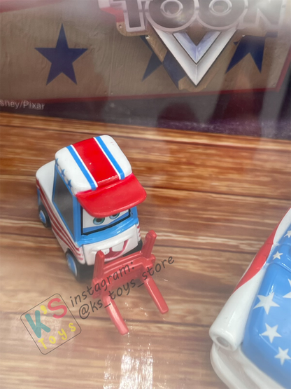 DISNEY PIXAR CARS - CARS TOON MATER THE GREATER 4-PACK GIFT SET - LUG, ROCKET MATER, MATER FAN MIA, MATER FAN TIA - BNIB