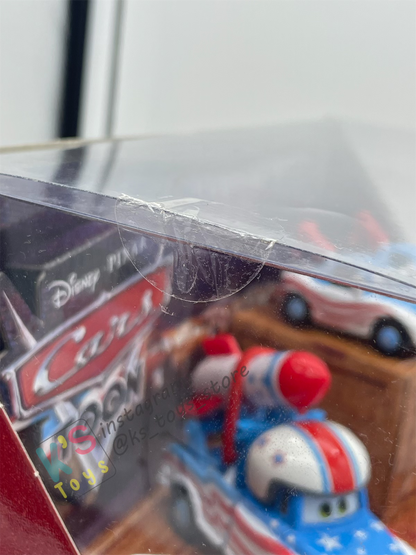 DISNEY PIXAR CARS - CARS TOON MATER THE GREATER 4-PACK GIFT SET - LUG, ROCKET MATER, MATER FAN MIA, MATER FAN TIA - BNIB