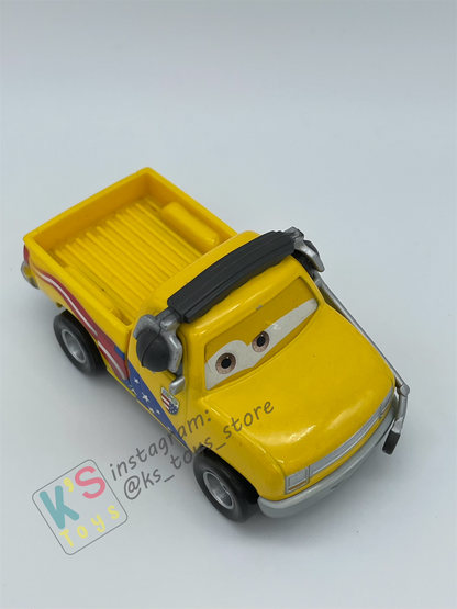 PRE-OWNED / LOOSE DISNEY PIXAR CARS - "JOHN LASSETIRES / JEFF GORVETTE CREW CHIEF" - GOOD CONDITION