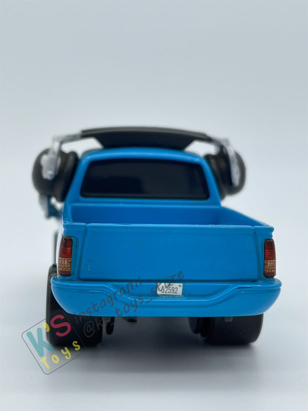 PRE-OWNED / LOOSE DISNEY PIXAR CARS - "ROGER WHEELER / DINOCO CREW CHIEF" - GOOD CONDITION