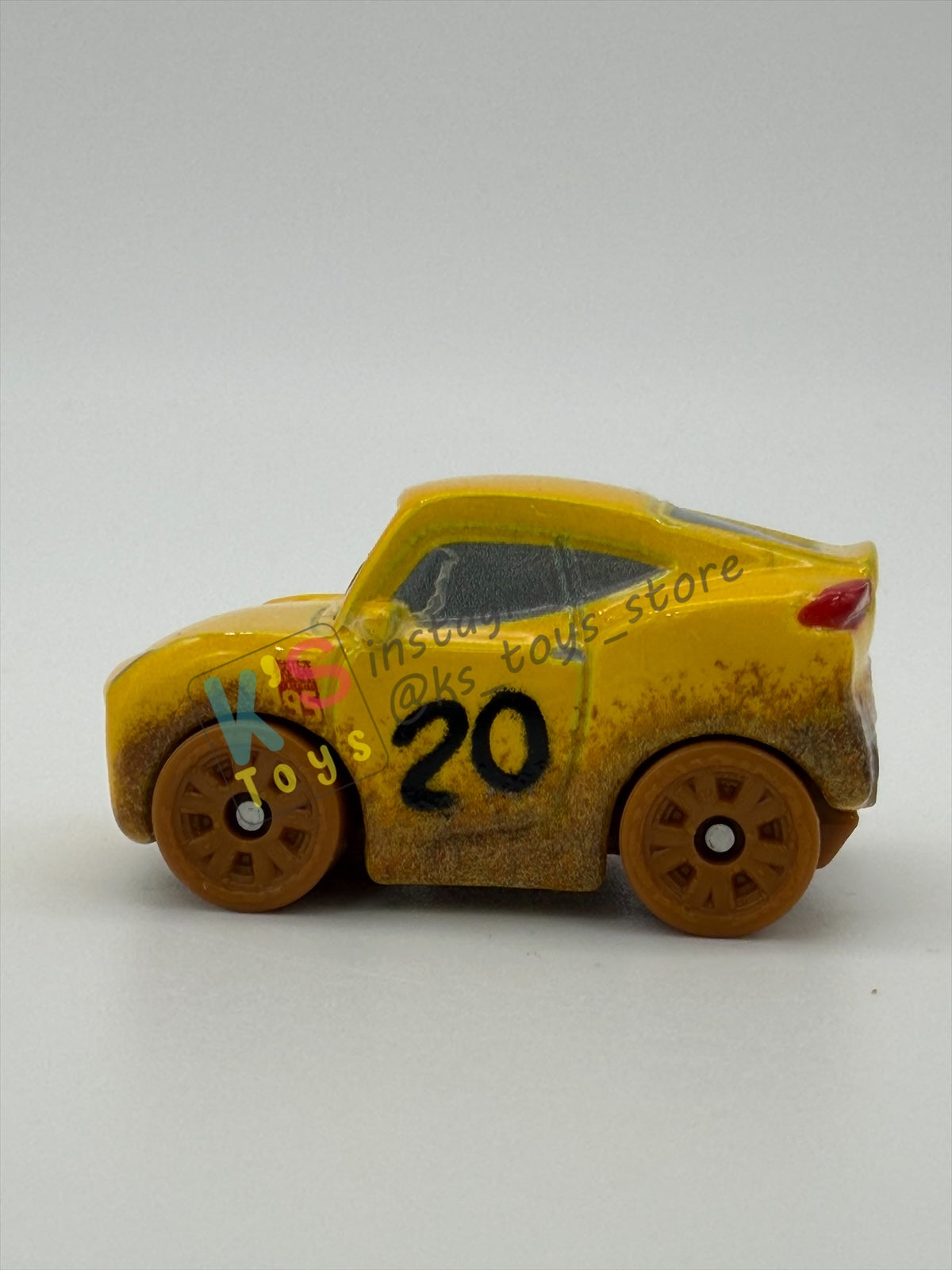 Loose Mini Racers Pixar Disney Cars, CRUZ AS FRANCES BELTLINE - Mint / Near Mint Condition