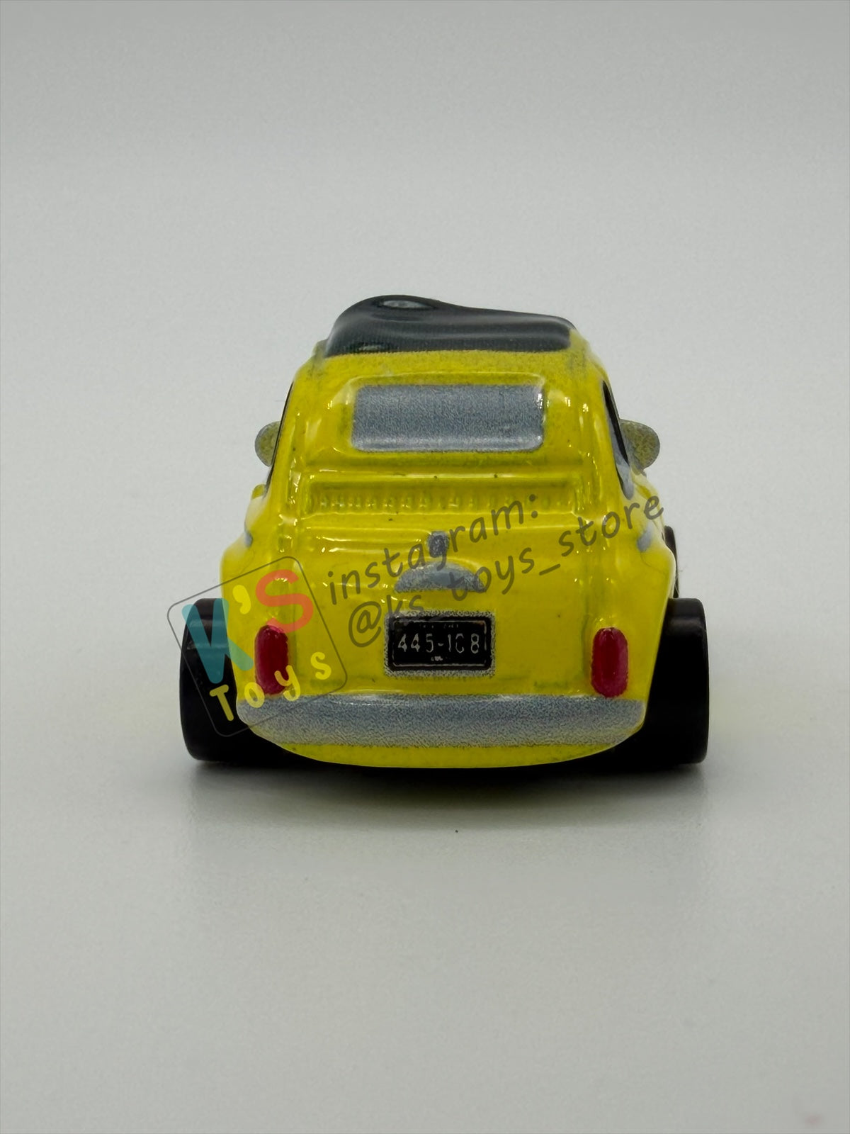 Loose Mini Racers Pixar Disney Cars, LUIGI - Mint / Near Mint Condition