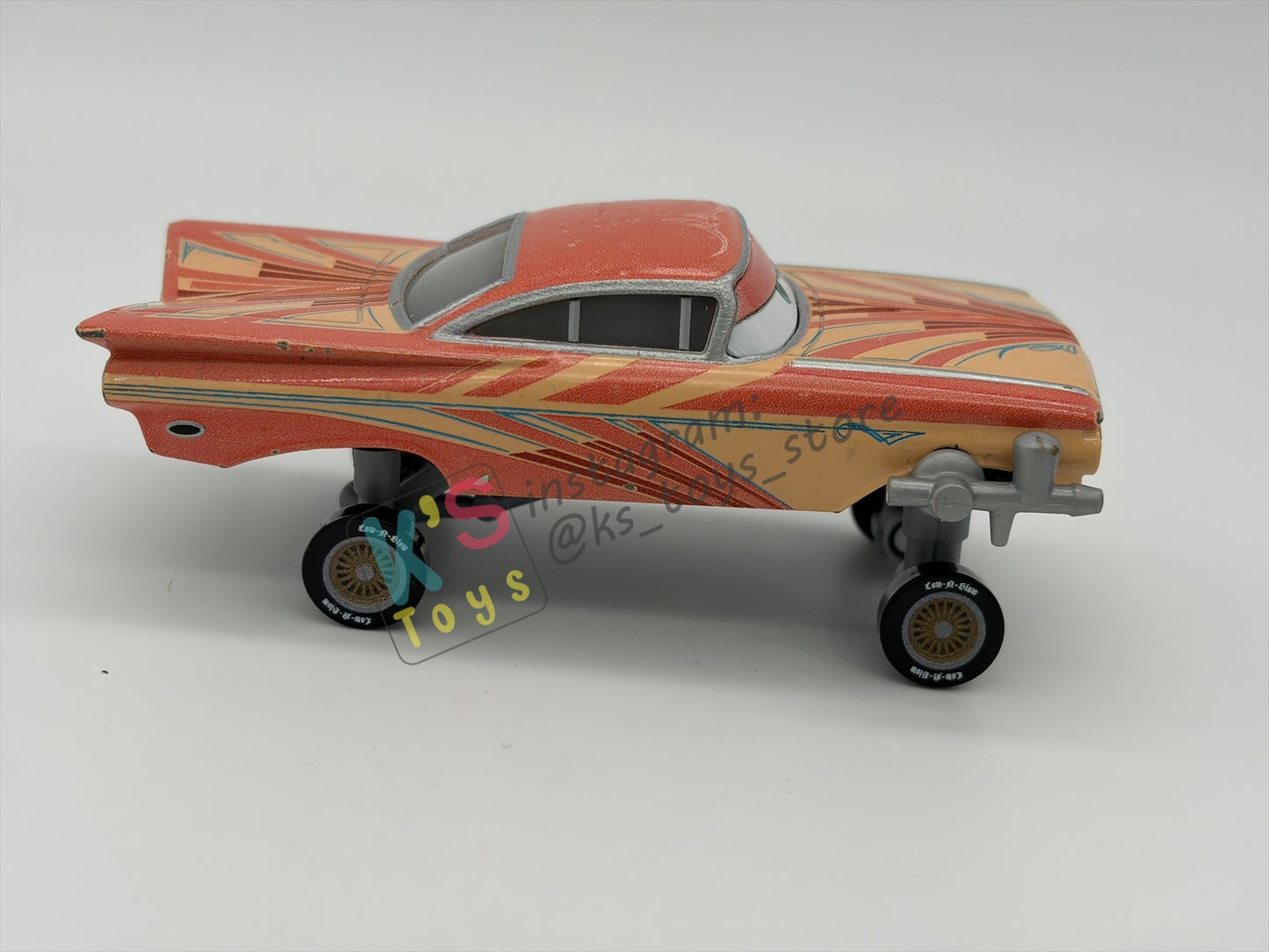 PRE-OWNED / LOOSE DISNEY PIXAR CARS - "HYDRAULIC FLORIDA RAMONE" - GOOD CONDITION