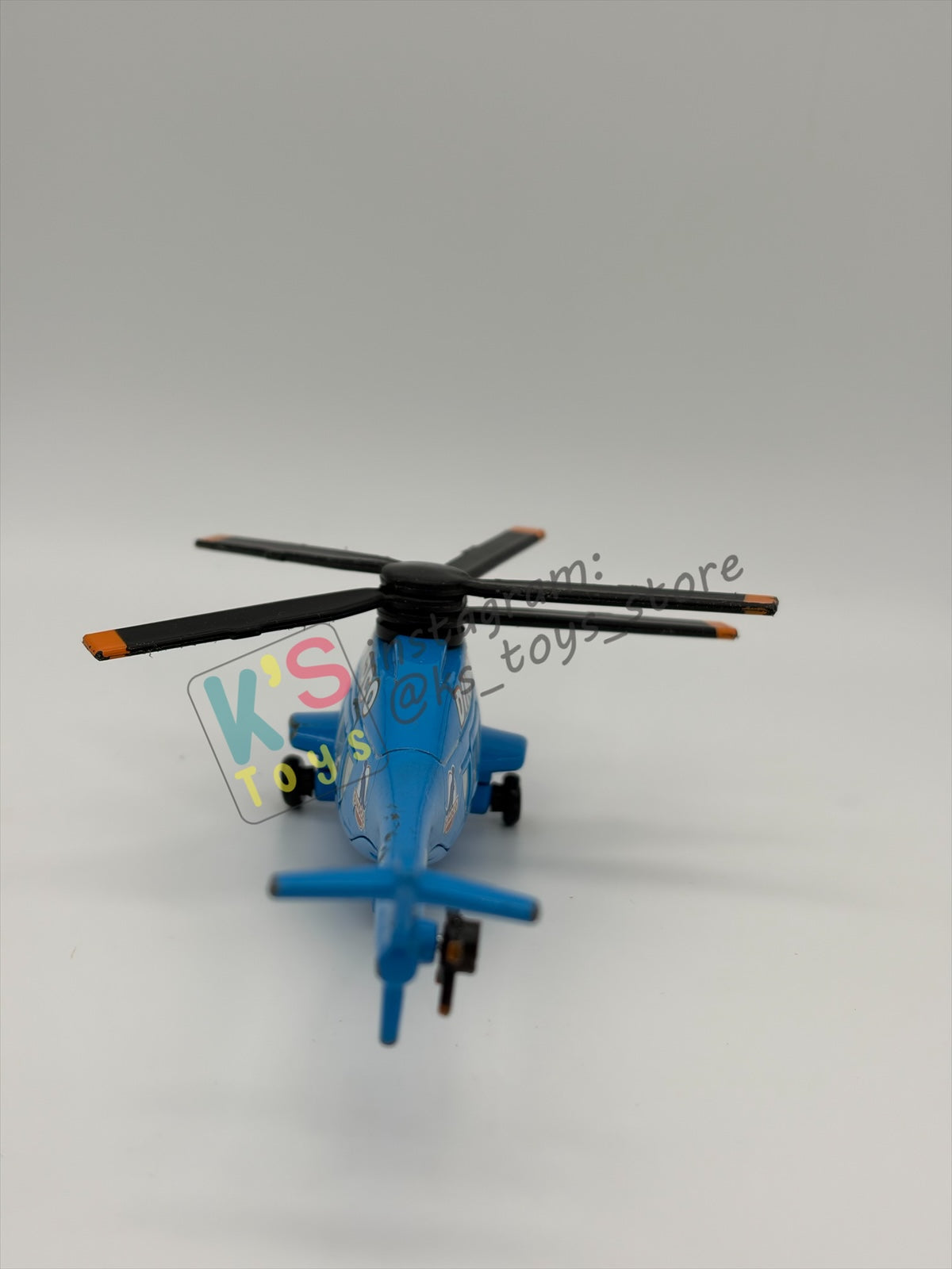 PRE-OWNED / LOOSE DISNEY PIXAR CARS - "DINOCO HELICOPTER ROTOR TURBOSKY" DELUXE SIZE, DINOCO DAYDREAM SERIES - PLAYED CONDITION - READ DESCRIPTION!!!!!!