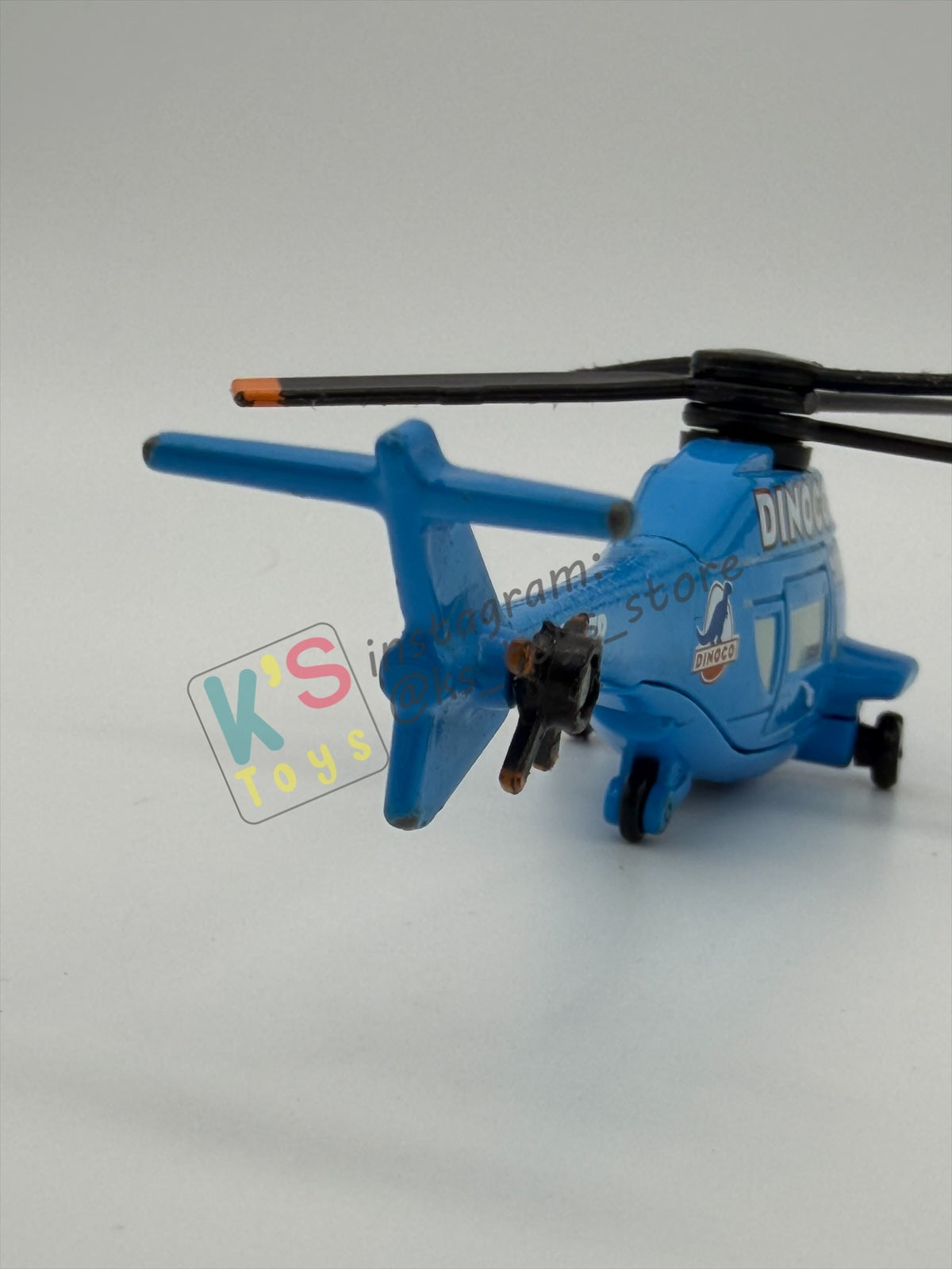 PRE-OWNED / LOOSE DISNEY PIXAR CARS - "DINOCO HELICOPTER ROTOR TURBOSKY" DELUXE SIZE, DINOCO DAYDREAM SERIES - PLAYED CONDITION - READ DESCRIPTION!!!!!!