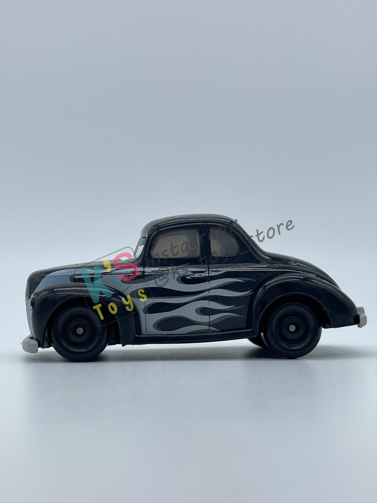 PRE-OWNED / LOOSE DISNEY PIXAR CARS - “HOT ROD JUNIOR MOON" - CARS 3 DOC'S RACING DAYS SERIES - GOOD CONDITION