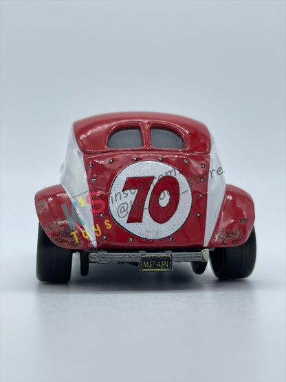 PRE-OWNED / LOOSE DISNEY PIXAR CARS - “DUKE COULTERS" - CARS 3 DOC'S RACING DAYS SERIES - GOOD CONDITION