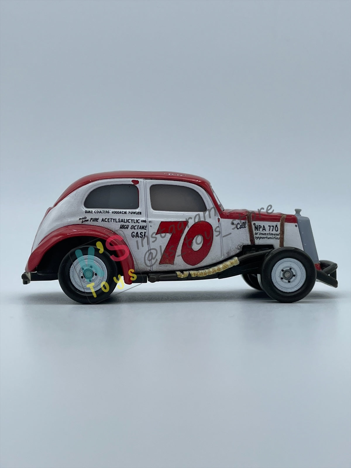 PRE-OWNED / LOOSE DISNEY PIXAR CARS - “DUKE COULTERS" - CARS 3 DOC'S RACING DAYS SERIES - GOOD CONDITION
