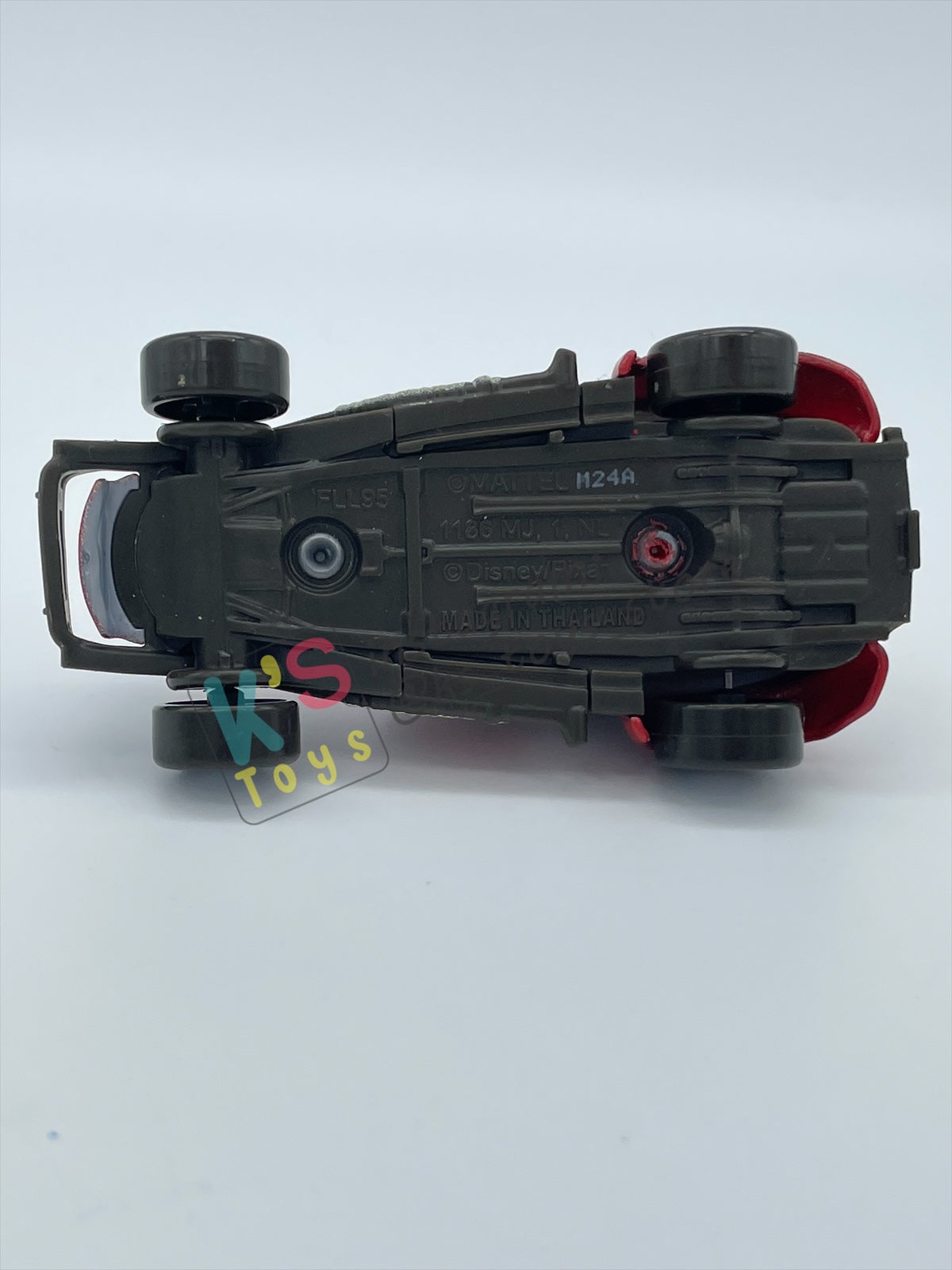 PRE-OWNED / LOOSE DISNEY PIXAR CARS - “DUKE COULTERS" - CARS 3 DOC'S RACING DAYS SERIES - GOOD CONDITION