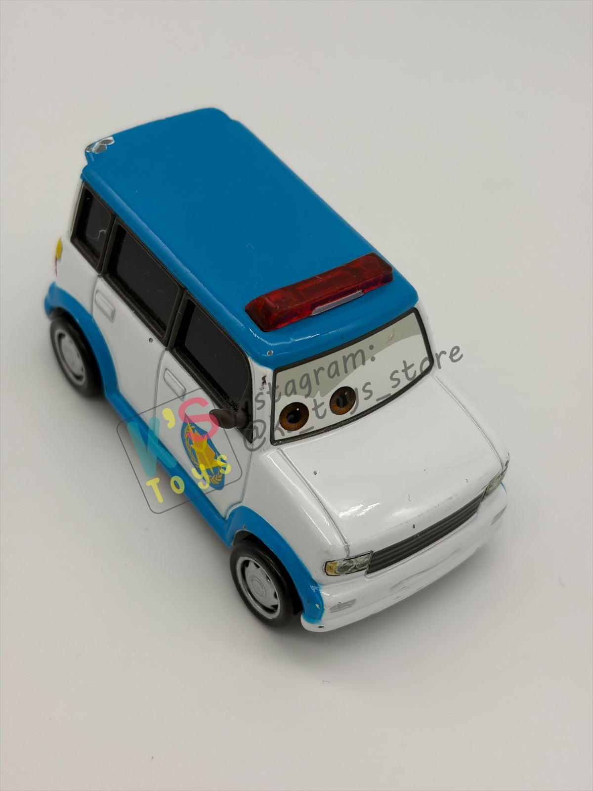 PRE-OWNED / LOOSE DISNEY PIXAR CARS - "OFFICER MURAKAMI" CARS 2 SERIES - PLAYED CONDITION - READ DESCRIPTION!!!!!!!!!!