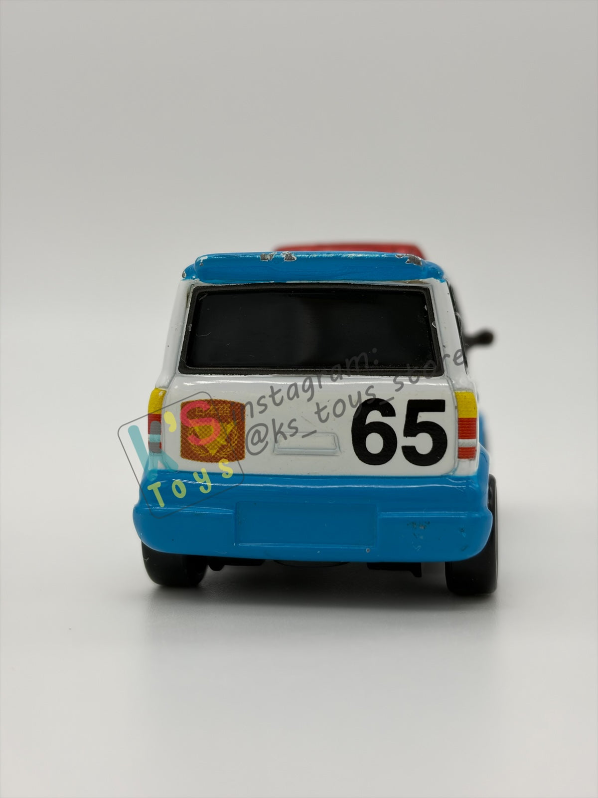 PRE-OWNED / LOOSE DISNEY PIXAR CARS - "OFFICER MURAKAMI" CARS 2 SERIES - PLAYED CONDITION - READ DESCRIPTION!!!!!!!!!!