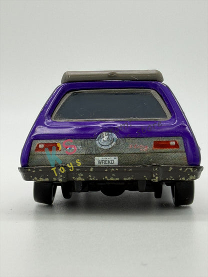 PRE-OWNED / LOOSE DISNEY PIXAR CARS - "DON CRUMLIN (GREEN EYES)" CARS 2 SERIES - GOOD CONDITION - READ DESCRIPTION!!!!!!!!!!
