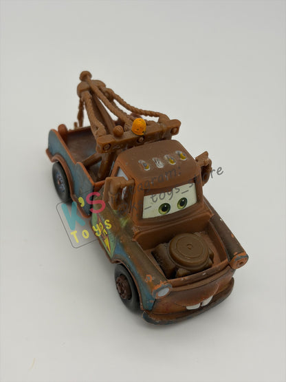 PRE-OWNED / LOOSE DISNEY PIXAR CARS BY MATTEL - "RACE TEAM MATER" - CARS 2 SERIES - GOOD CONDITION - READ DESCRIPTION!!!!!!!!!!!
