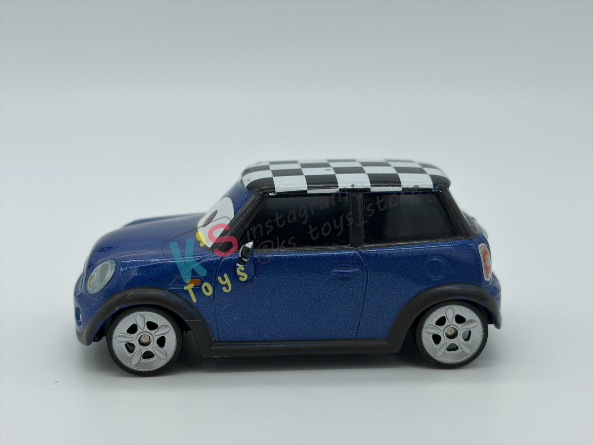 PRE-OWNED / LOOSE DISNEY PIXAR CARS BY MATTEL, "BECKY WHEELIN" - CARS 2 SERIES - GOOD CONDITION - READ DESCRIPTION!!!!!!!!!!!