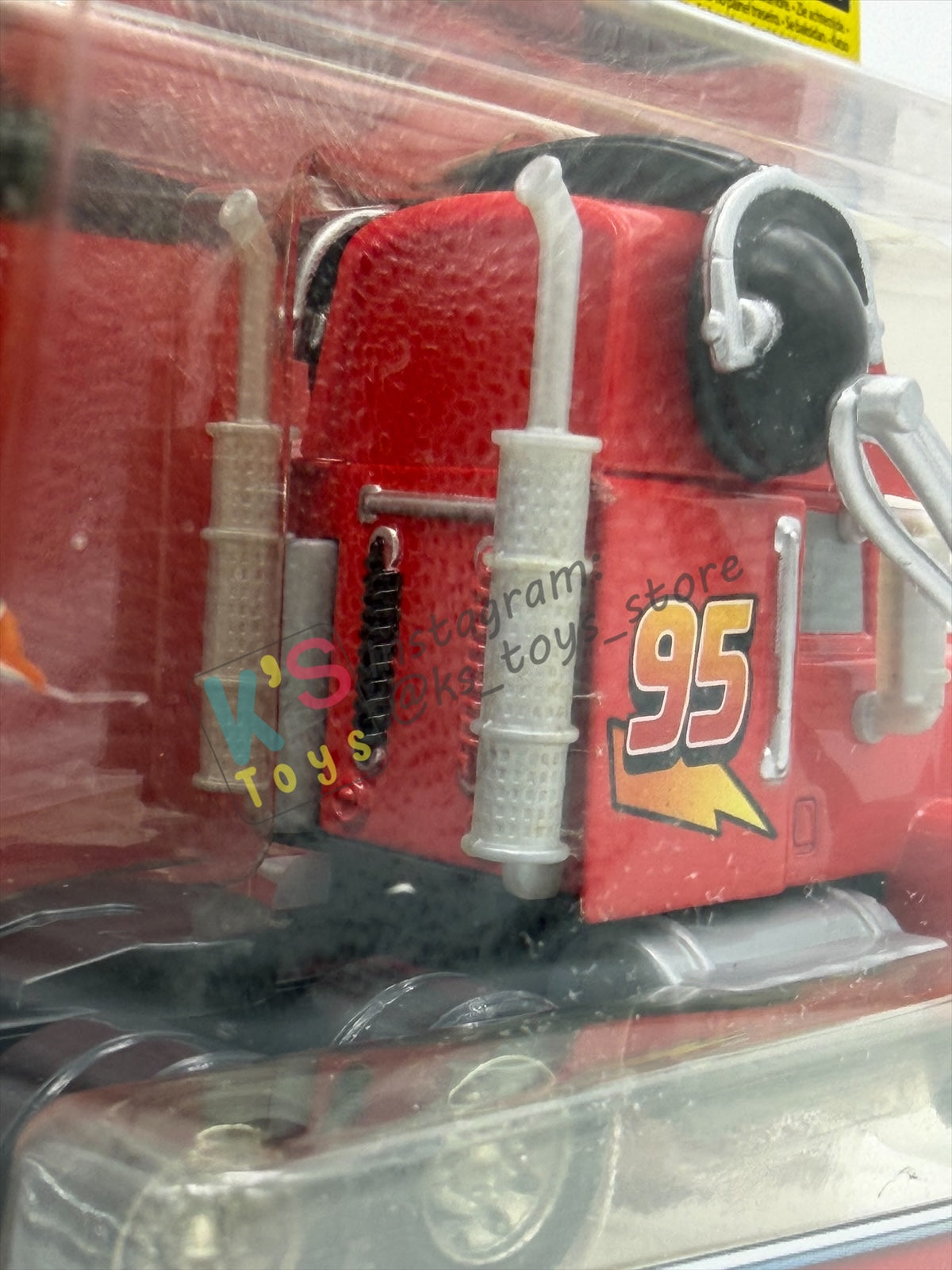 DELUXE DISNEY PIXAR CARS BY MATTEL "PIT CREW MEMBER MACK" 95 PIT CREW SERIES - BNIP