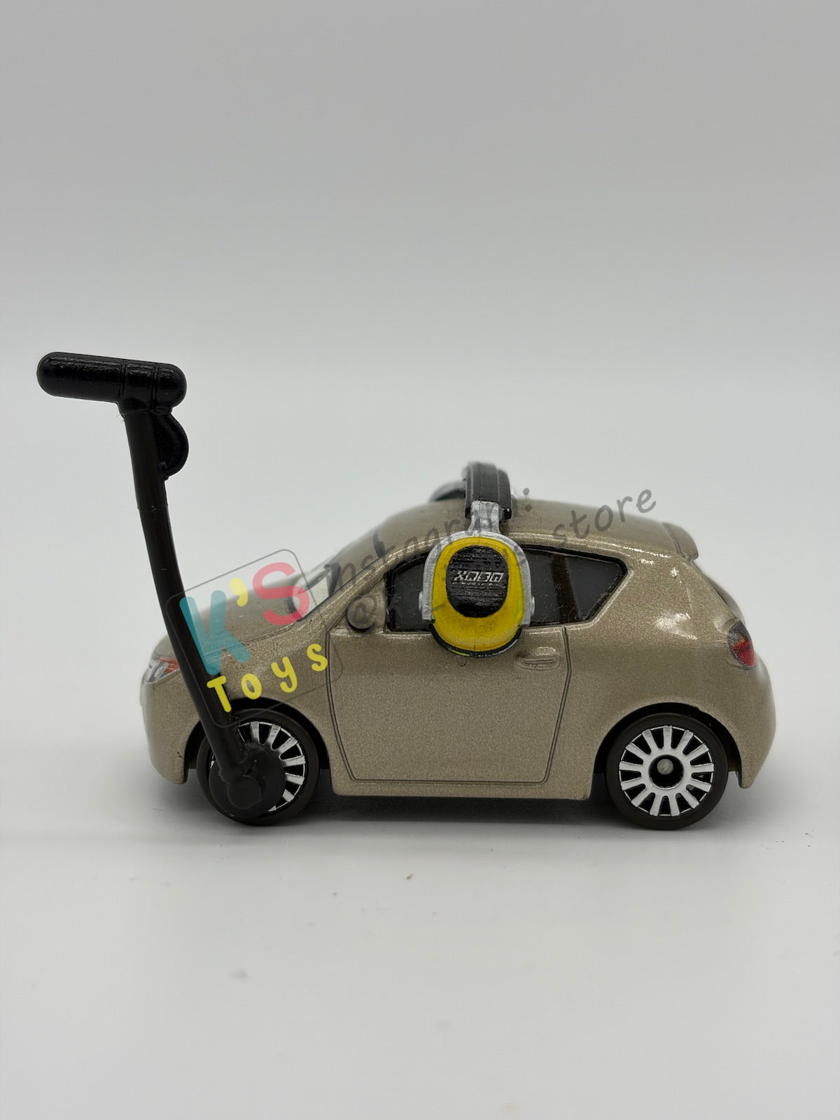 PRE-OWNED / LOOSE DISNEY PIXAR CARS 1:55 BY MATTEL - "BIZ TORQSEN" CARS 3 SCAVENGER HUNT SERIES - NEAR MINT CONDITION