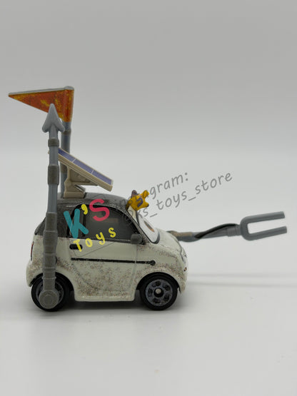 PRE-OWNED / LOOSE DISNEY PIXAR CARS 1:55 BY MATTEL - "KEN ENGINOKI" CARS ON THE ROAD SERIES - NEAR MINT CONDITION
