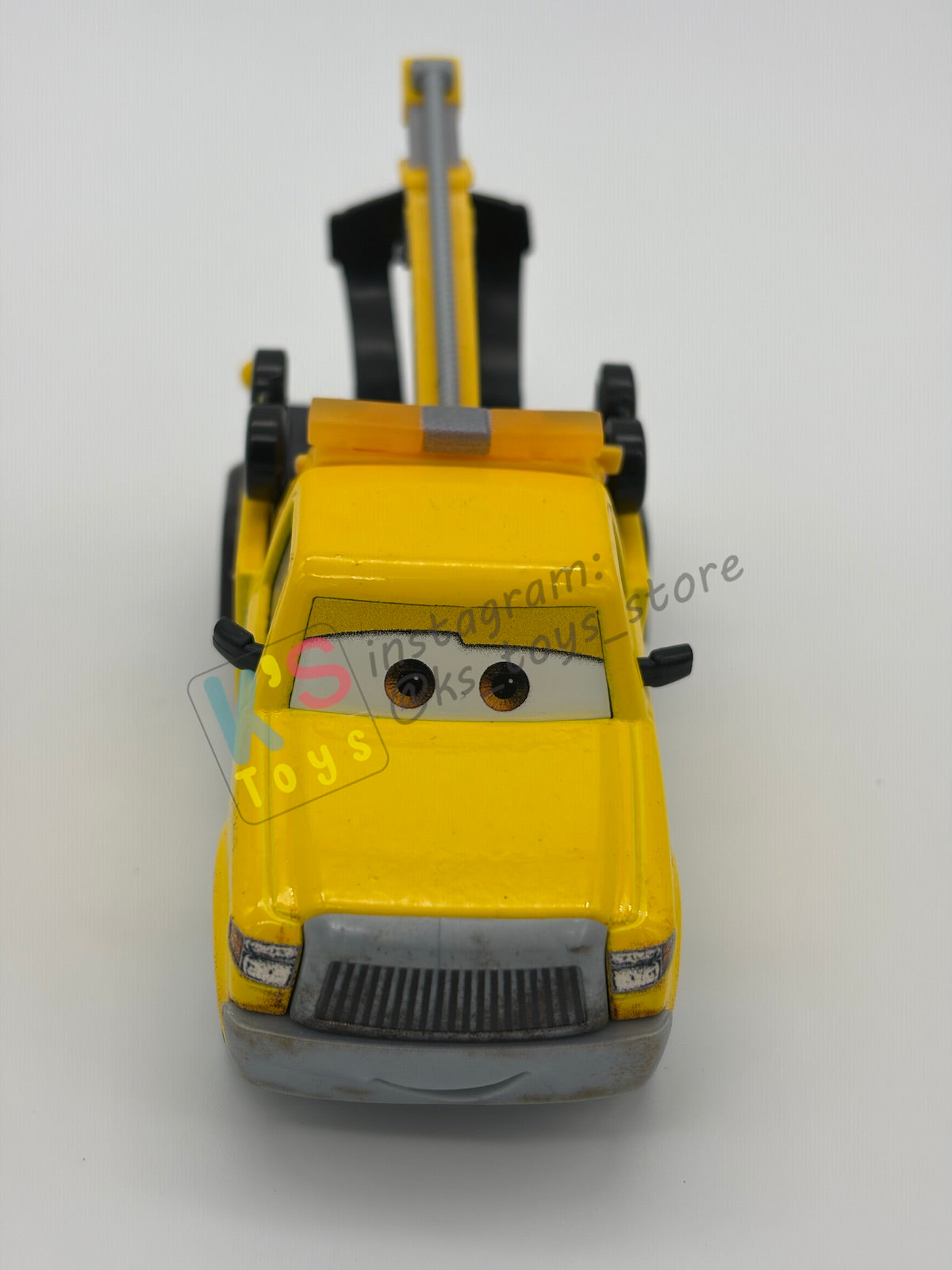 PRE-OWNED / LOOSE DISNEY PIXAR CARS 1:55 BY MATTEL - "CHRIS FREIGHTMAN" CARS ON THE ROAD - NEAR MINT CONDITION