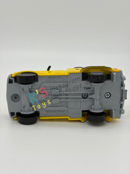 PRE-OWNED / LOOSE DISNEY PIXAR CARS 1:55 BY MATTEL - "CHRIS FREIGHTMAN" CARS ON THE ROAD - NEAR MINT CONDITION