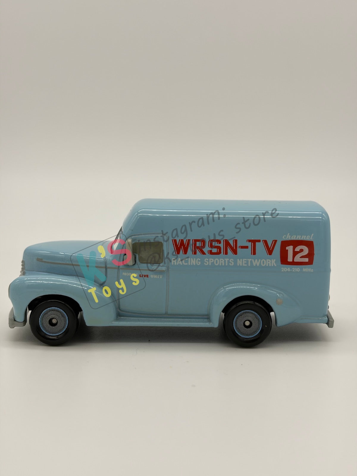 PRE-OWNED / LOOSE DISNEY PIXAR CARS 1:55 BY MATTEL - "WHEELDELL LEE" CARS 3 - NEAR MINT CONDITION