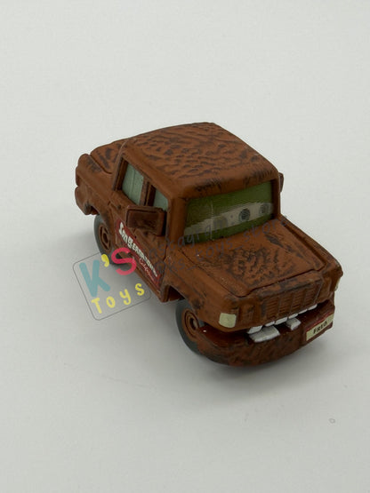 PRE-OWNED / LOOSE DISNEY PIXAR CARS 1:55 BY MATTEL - "FRED WITH FALLEN BUMPER (CHASE LENTICULAR)" CARS LENTICULAR EYES CHASE SERIES - NEAR MINT CONDITION