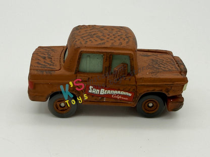 PRE-OWNED / LOOSE DISNEY PIXAR CARS 1:55 BY MATTEL - "FRED WITH FALLEN BUMPER (CHASE LENTICULAR)" CARS LENTICULAR EYES CHASE SERIES - NEAR MINT CONDITION