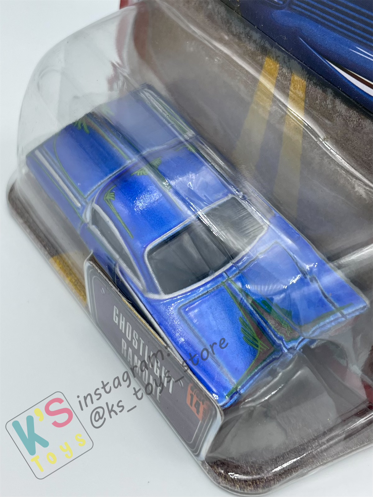 Disney Pixar Cars by MATTEL, GHOSTLIGHT RAMONE - THE WORLD OF CARS - BNIP