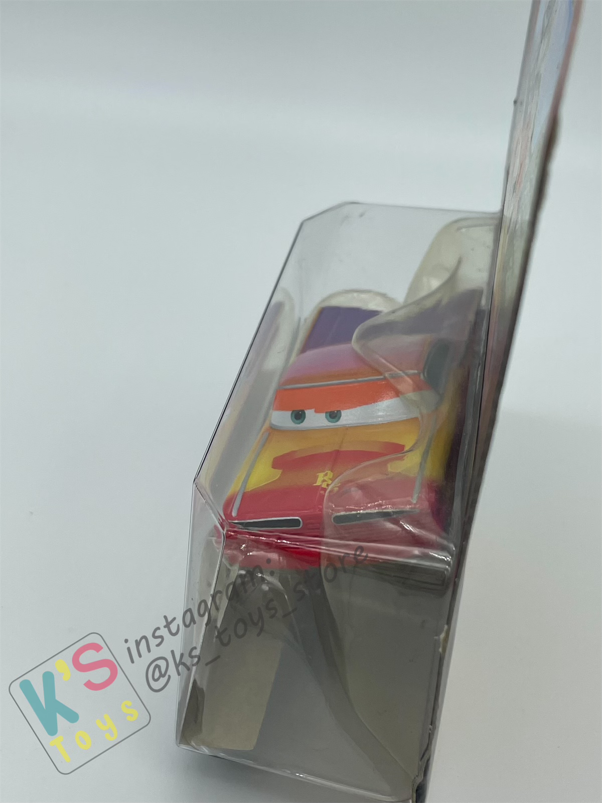 DISNEY PIXAR CARS 1:55 BY MATTEL, RADIATOR SPRINGS RAMONE - CARS 2 CHASE SERIES - BNIP