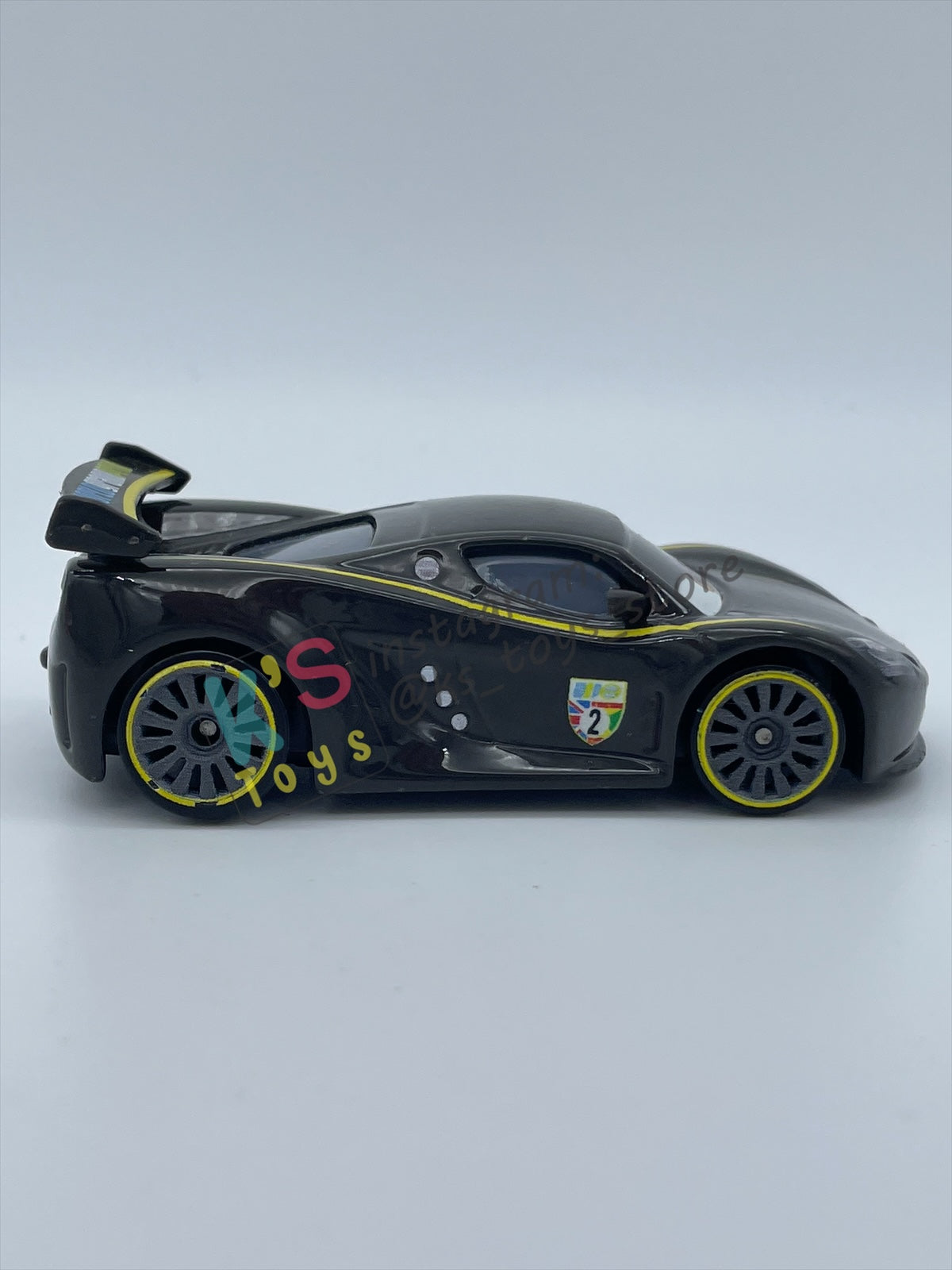 PRE-OWNED / LOOSE DISNEY PIXAR CARS BY MATTEL - "LEWIS HAMILTON" - CARS 2 SERIES - GOOD CONDITION - READ DESCRIPTION!!!!!!!!!!!