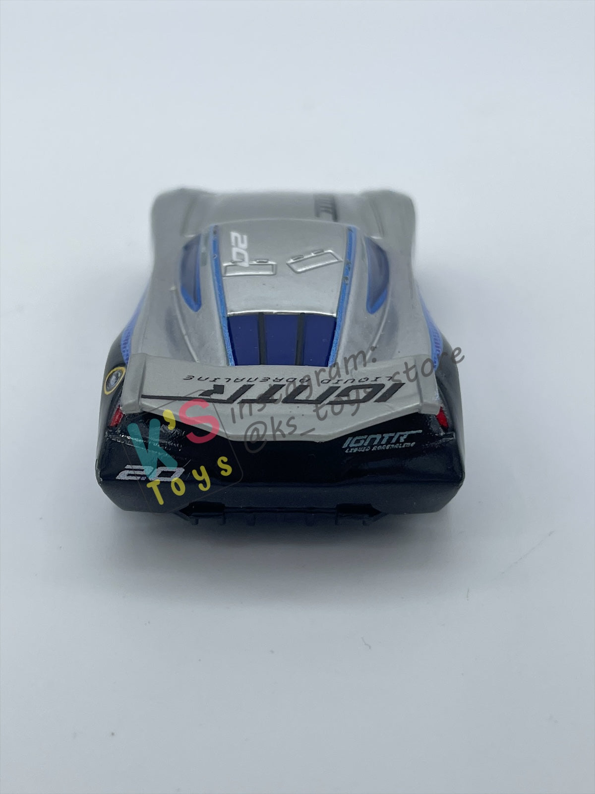 PRE-OWNED / LOOSE DISNEY PIXAR CARS BY MATTEL - "SILVER JACKSON STORM" - SILVER METALLIC FINISH SERIES - NEAR MINT CONDITION - READ DESCRIPTION!!!!!!!!!!!