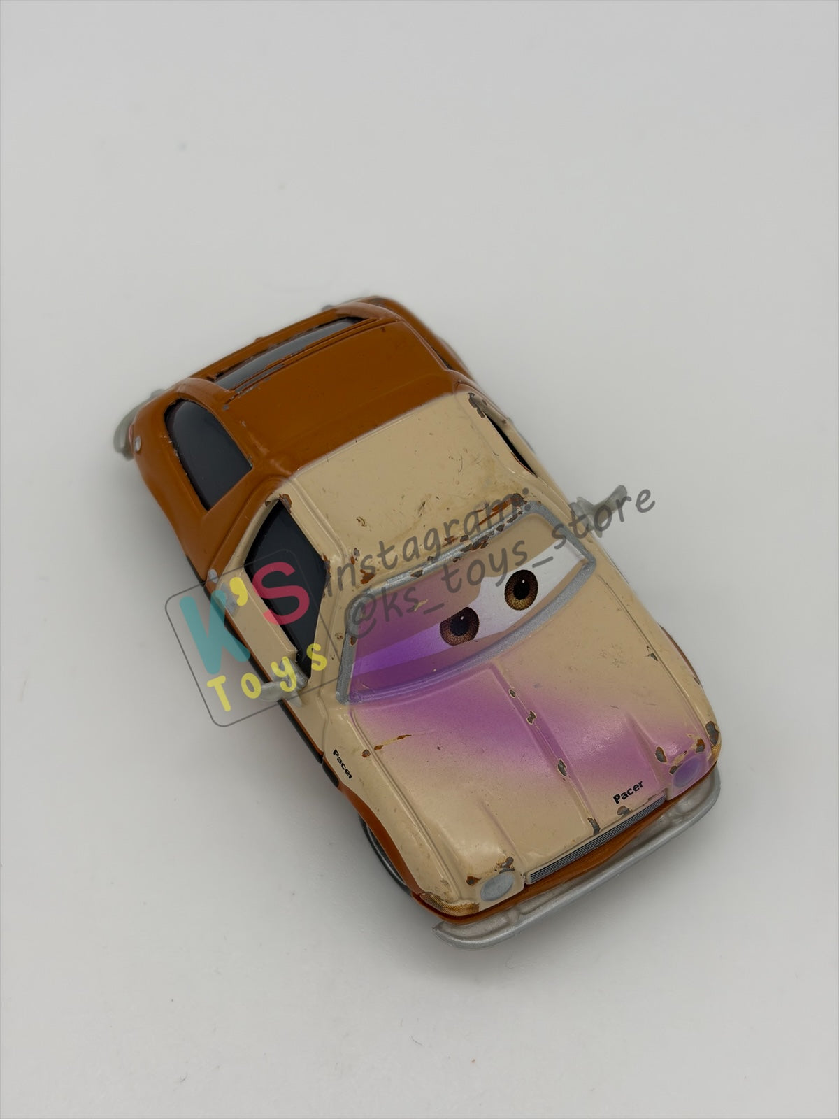 PRE-OWNED / LOOSE DISNEY PIXAR CARS - "TUBBS PACER WITH PAINT SPRAY" CARS 2 LEMONS SERIES - PLAYED CONDITION
