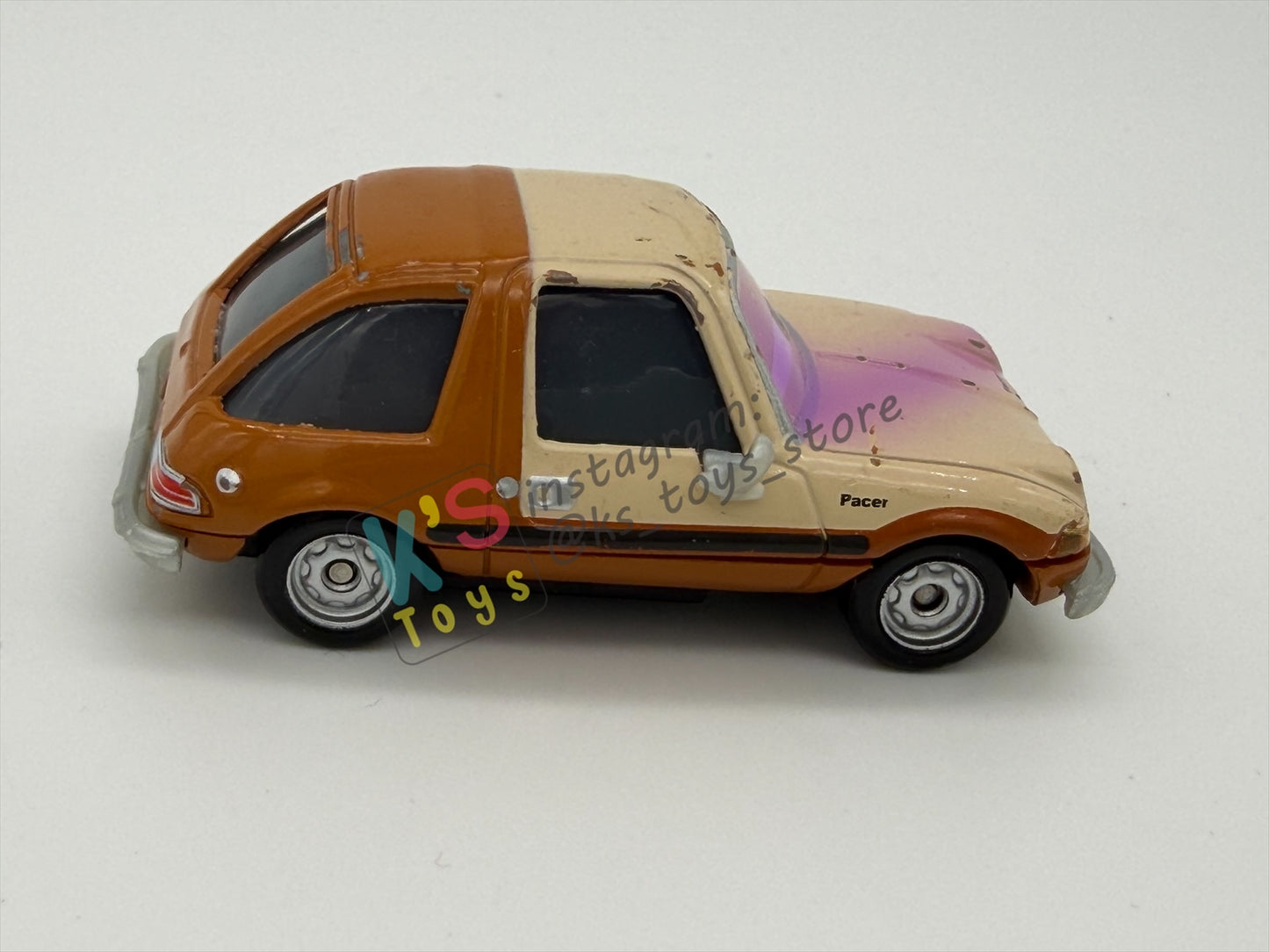 PRE-OWNED / LOOSE DISNEY PIXAR CARS - "TUBBS PACER WITH PAINT SPRAY" CARS 2 LEMONS SERIES - PLAYED CONDITION