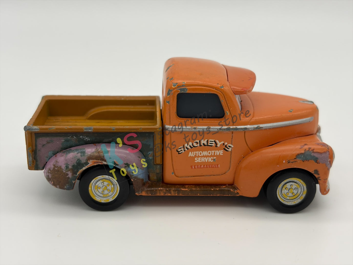 PRE-OWNED / LOOSE DISNEY PIXAR CARS - "SMOKEY (SHORT VARIANT)" CARS 3 THOMASVILLE SERIES - PLAYED CONDITION