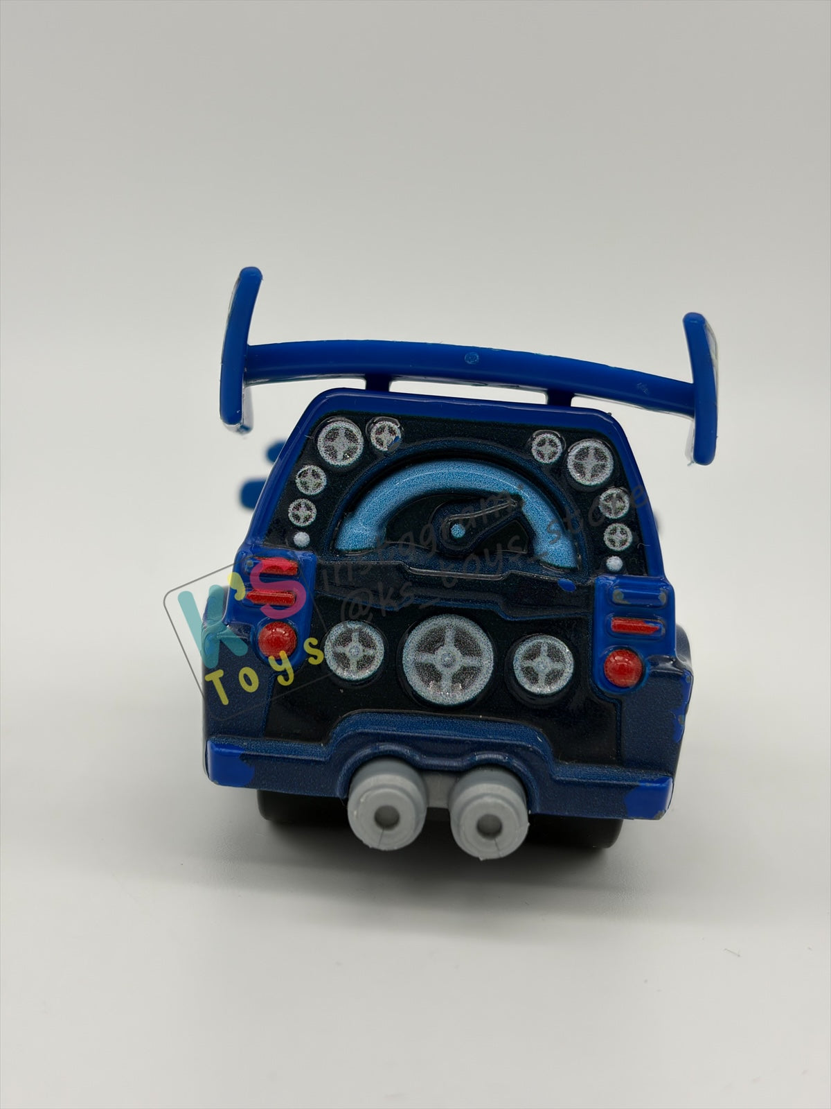 PRE-OWNED / LOOSE DISNEY PIXAR CARS BY MATTEL - "DJ (VARIANT)" CARS SERIES - PLAYED IN GOOD CONDITION - READ DESCRIPTION!!!!!!!!!!