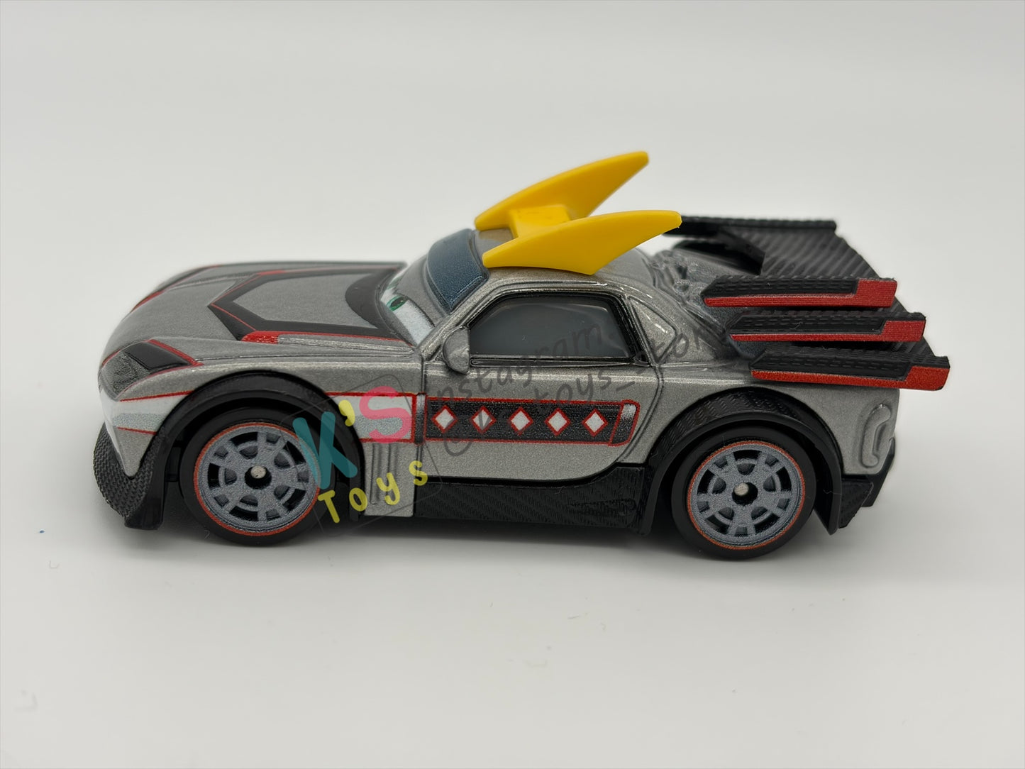 PRE-OWNED / LOOSE DISNEY PIXAR CARS BY MATTEL - "KABUTO" TOKYO MATER SERIES - PLAYED IN GOOD CONDITION - READ DESCRIPTION!!!!!!!!!!