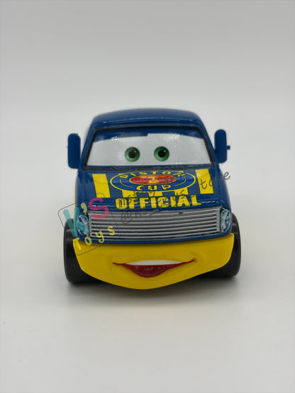 PRE-OWNED / LOOSE DISNEY PIXAR CARS BY MATTEL - "DEXTER HOOVER YELLOW MISSING YELLOW FLAG" CARS SERIES - NEAR MINT CONDITION BUT MISSING YELLOW FLAG - READ DESCRIPTION!!!!!!!!!!