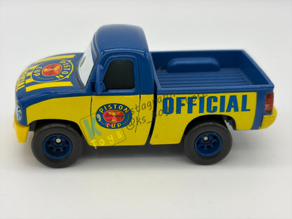 PRE-OWNED / LOOSE DISNEY PIXAR CARS BY MATTEL - "DEXTER HOOVER YELLOW MISSING YELLOW FLAG" CARS SERIES - NEAR MINT CONDITION BUT MISSING YELLOW FLAG - READ DESCRIPTION!!!!!!!!!!