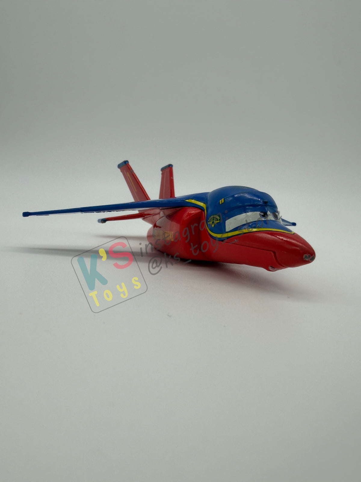 PRE-OWNED / LOOSE DISNEY PIXAR CARS 1:55 BY MATTEL - "FALCON HAWK 1" AIR MATER TAKE FLIGHT SERIES - GOOD CONDITION