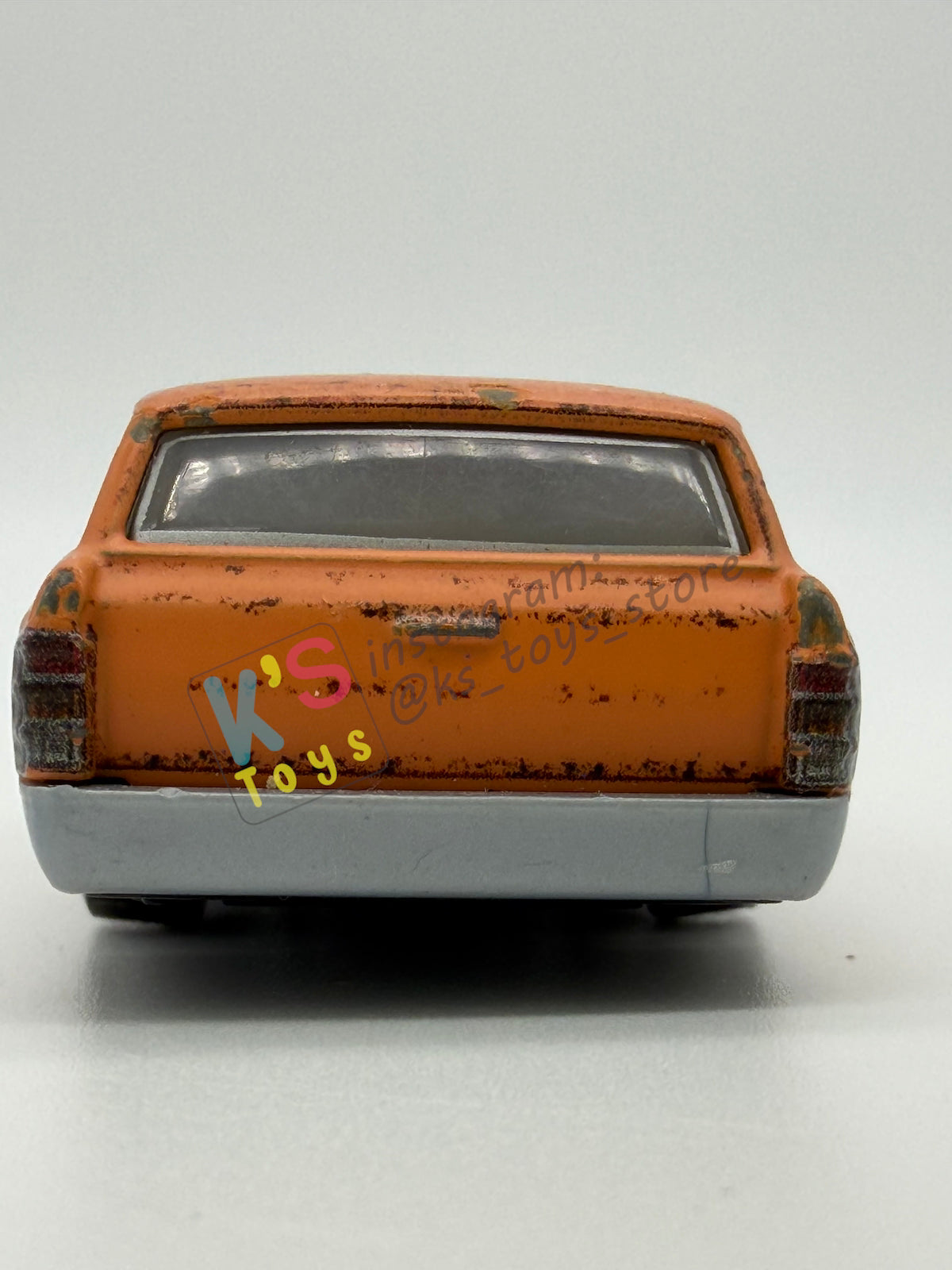 PRE-OWNED / LOOSE DISNEY PIXAR CARS 1:55 BY MATTEL - "BILL REVS" CARS 3 THE COPPER PIN SERIES - GOOD CONDITION