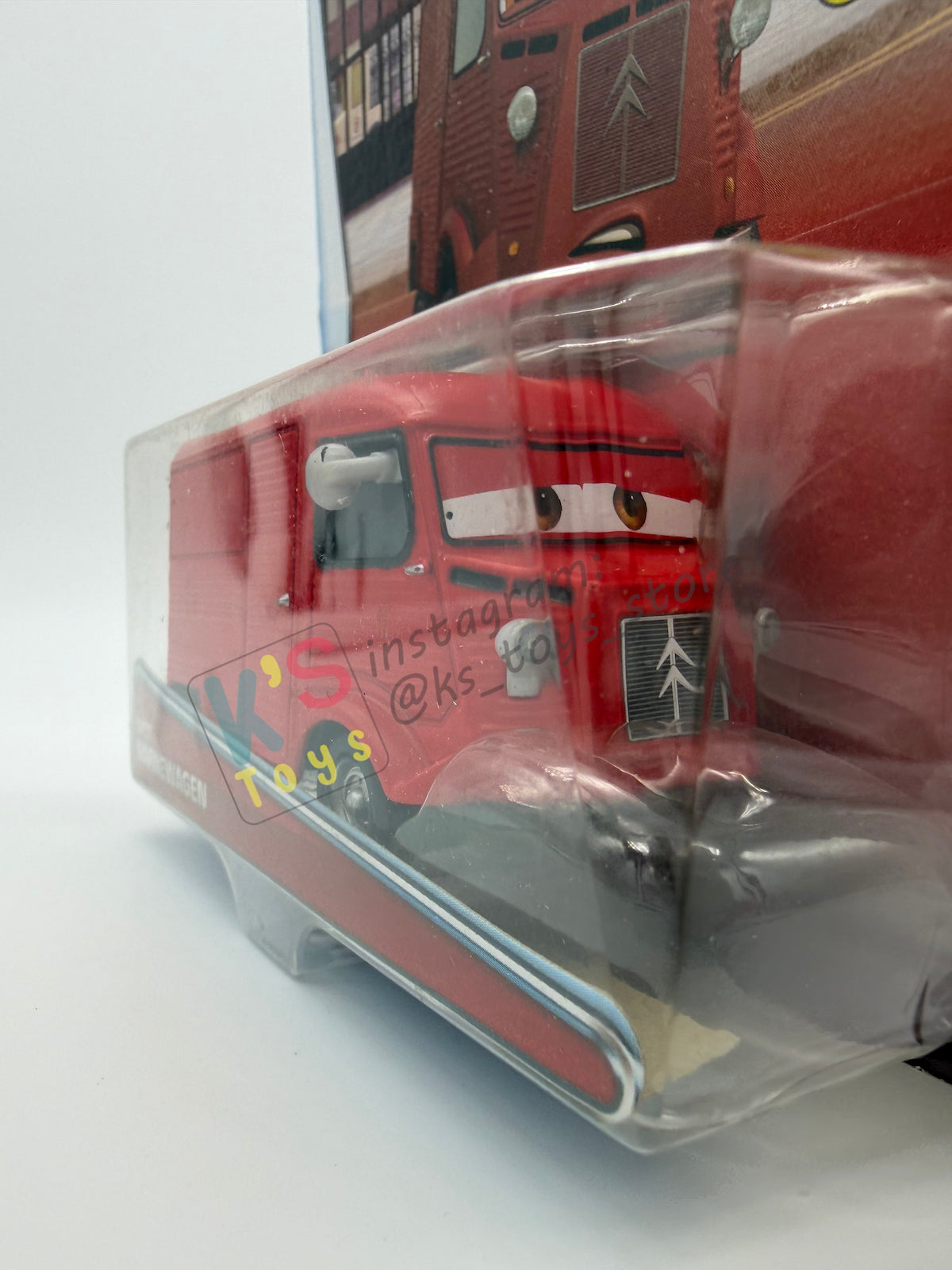 DISNEY PIXAR CARS BY MATTEL - "BRETT WARNEWAGEN" YE LEFT TRUN IN SERIES - BNIP