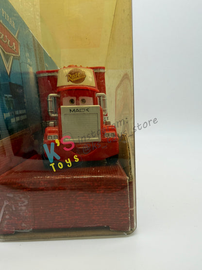 HAULERS DISNEY CARS BY MATTEL, "MACK CARS 1 HAULERS" - CARS SERIES - BNIP (BLISTER IS YELLOWING)