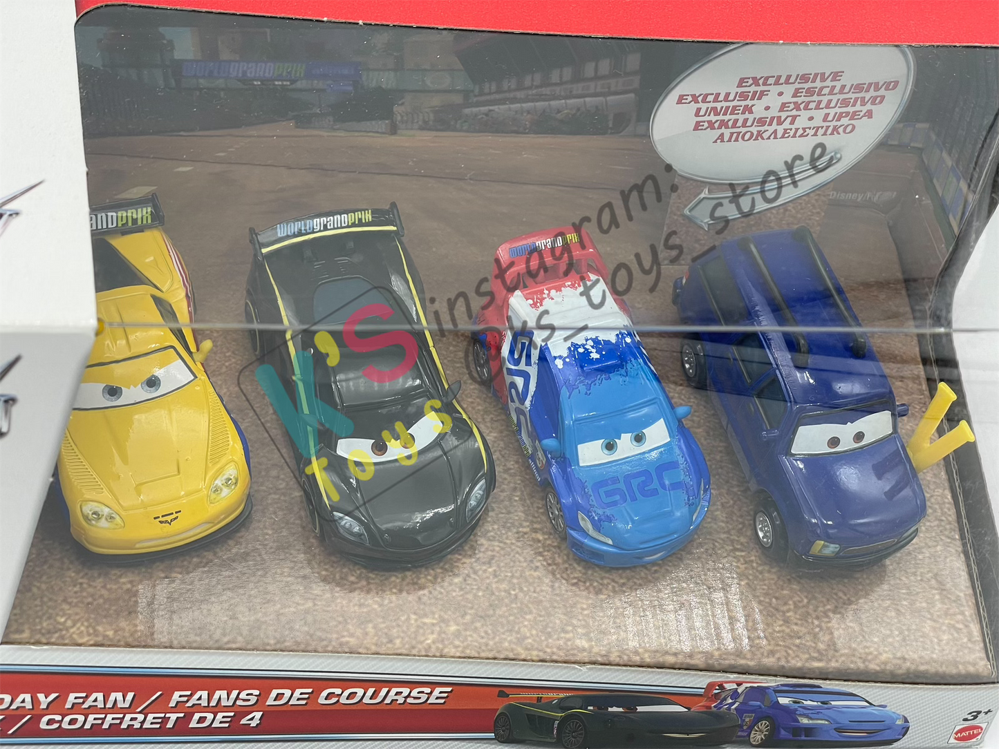 Gift Set Disney Pixar Cars 1:55 - RACE DAY FAN 4-PACK CLUTCH FOSTER, JEFF GORVETTE, RAOUL CAROULE AND LEWIS HAMILTON  - BNIP