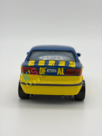 PRE-OWNED / LOOSE DISNEY PIXAR CARS BY MATTEL - "RACE OFFICIAL TOM" CARS SERIES - MINT/NEAR MINT CONDITION - READ DESCRIPTION!!!!!!!!!!