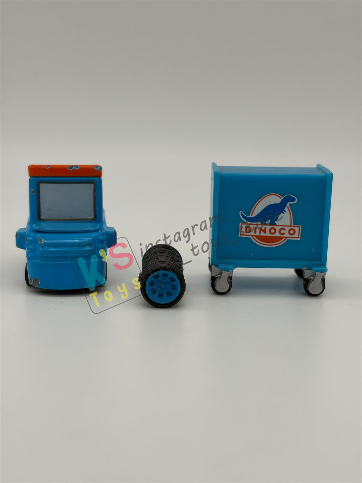 PRE-OWNED / LOOSE DISNEY PIXAR CARS - "LUKE PETTLEWORK / DINOCO PITTY" CARS 1 - PLAYED CONDITION - READ DESCRIPTION!!!!!!