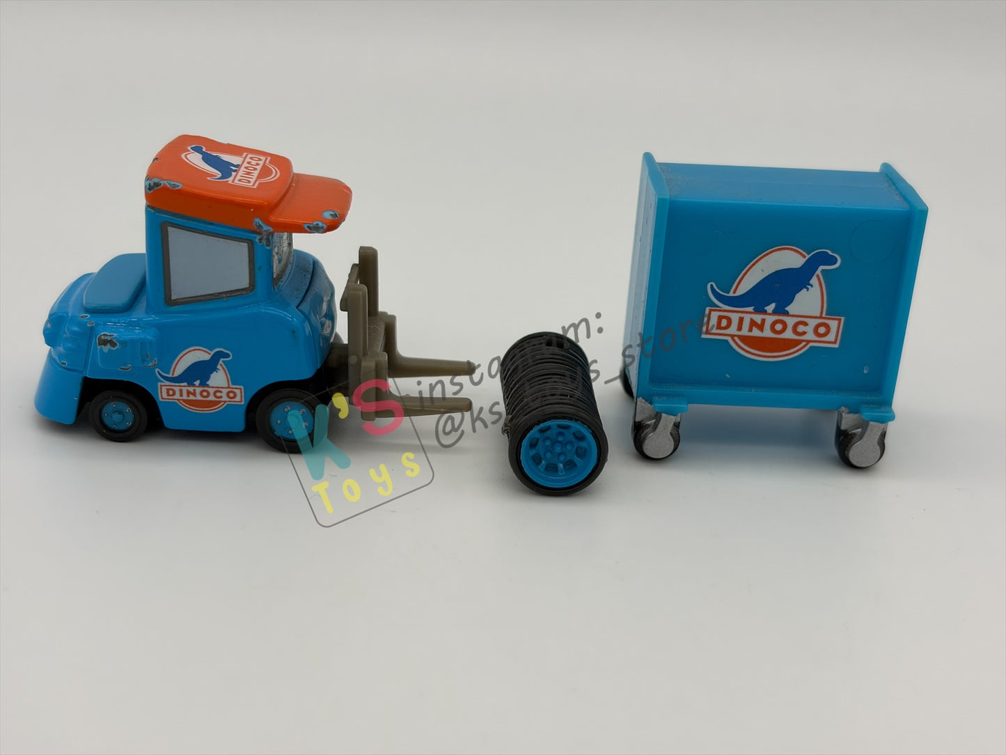 PRE-OWNED / LOOSE DISNEY PIXAR CARS - "LUKE PETTLEWORK / DINOCO PITTY" CARS 1 - PLAYED CONDITION - READ DESCRIPTION!!!!!!